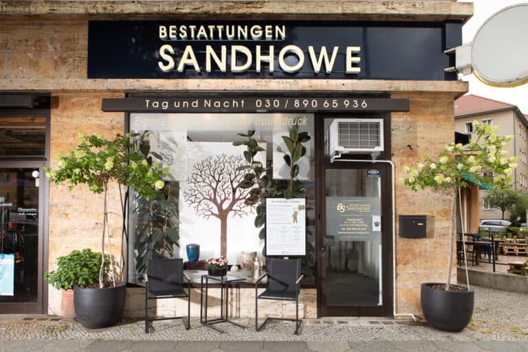 Bestatter Berlin Westend - Bestattungen Sandhowe